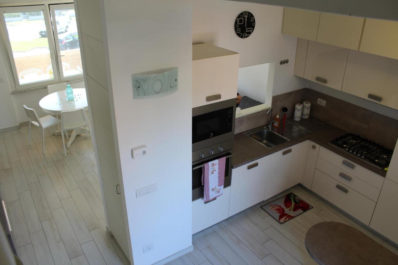 Ferienwohnung La Ca' Al Mare Carrara Exterior foto